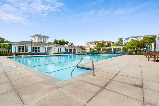 $655,000 | 4384 Nautilus Way, Unit 8, Oceanside, CA 92056