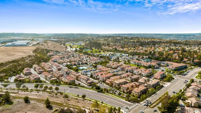 $655,000 | 4384 Nautilus Way, Unit 8, Oceanside, CA 92056