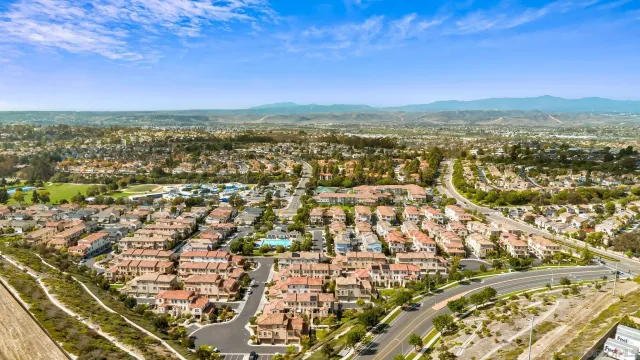 $655,000 | 4384 Nautilus Way, Unit 8, Oceanside, CA 92056