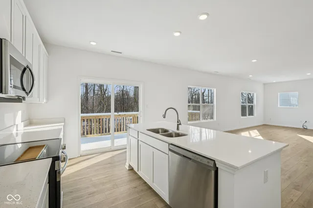 $339,995 | 1521 North Clearwater Drive, Greenfield, IN 46140