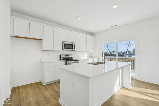 $339,995 | 1521 North Clearwater Drive, Greenfield, IN 46140