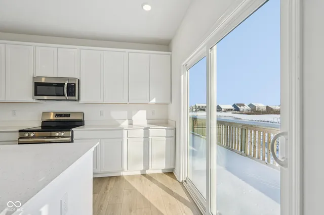 $339,995 | 1521 North Clearwater Drive, Greenfield, IN 46140