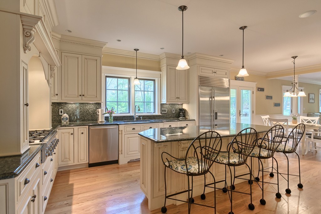 125 Hugh Cargill Road Concord, MA 01742 - Photo 7 of 26 Gallery Image 7