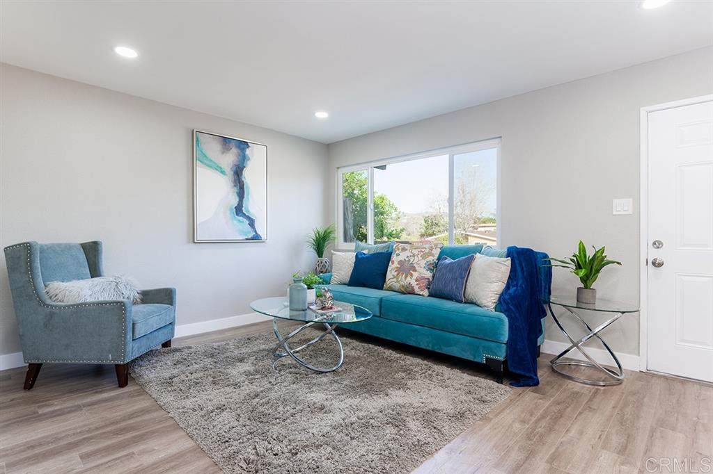 215 Hollenbeck Road San Marcos, CA 92069 - Photo 3 of 20 Gallery Image 3
