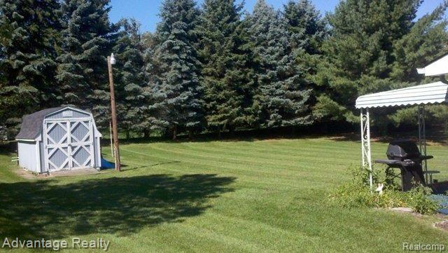 5601 Farley Road Clarkston, MI 48346 - Photo 3 of 9 2012-09-11_12-27-42_360.jpg