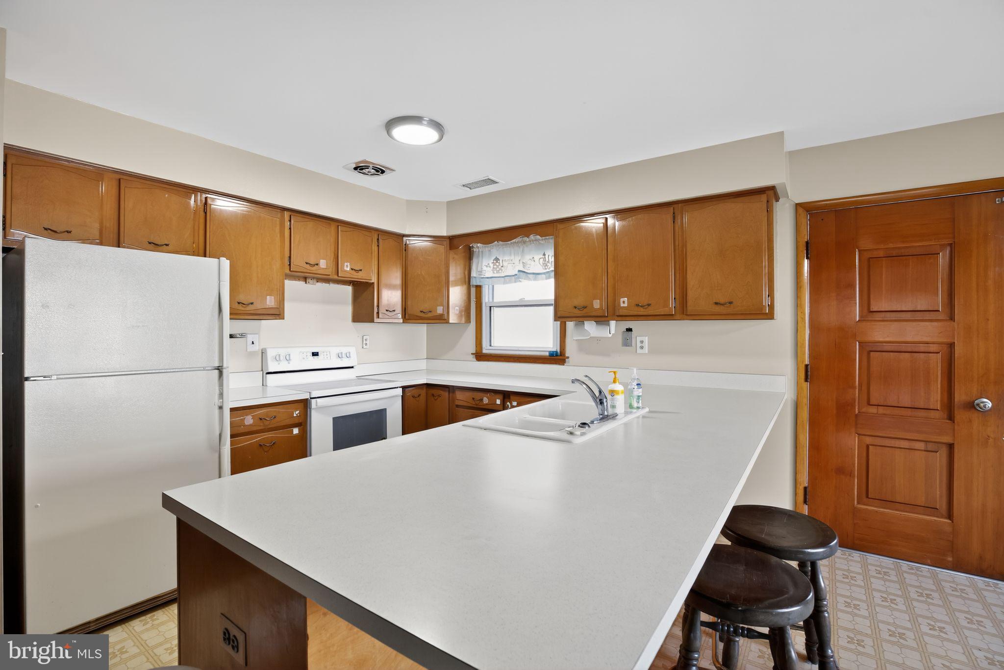 1110 Seneca Road Middle River, MD 21220 - Photo 10 of 38