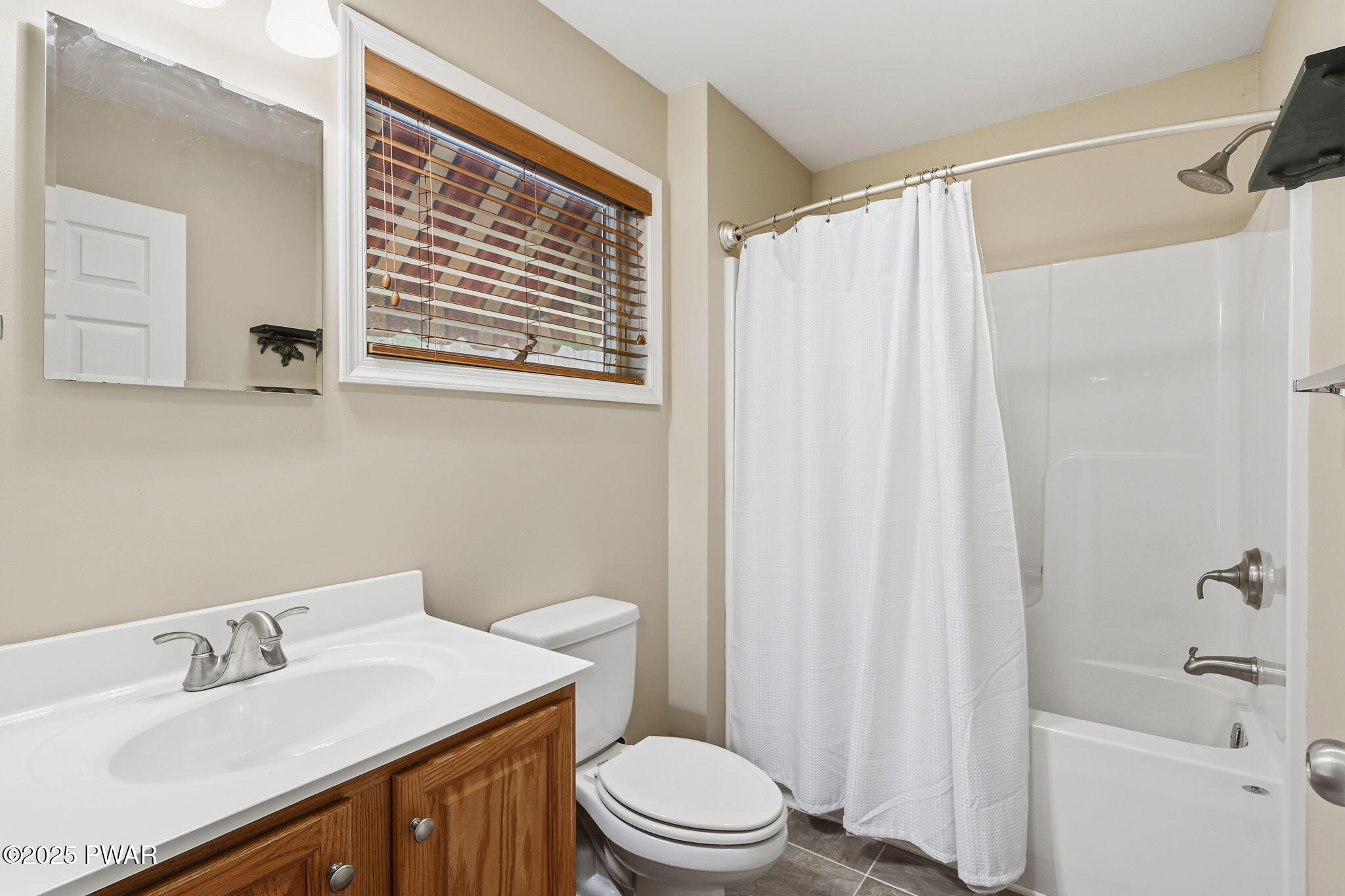 511 Towpath Road Hawley, PA 18428 - Photo 11 of 71