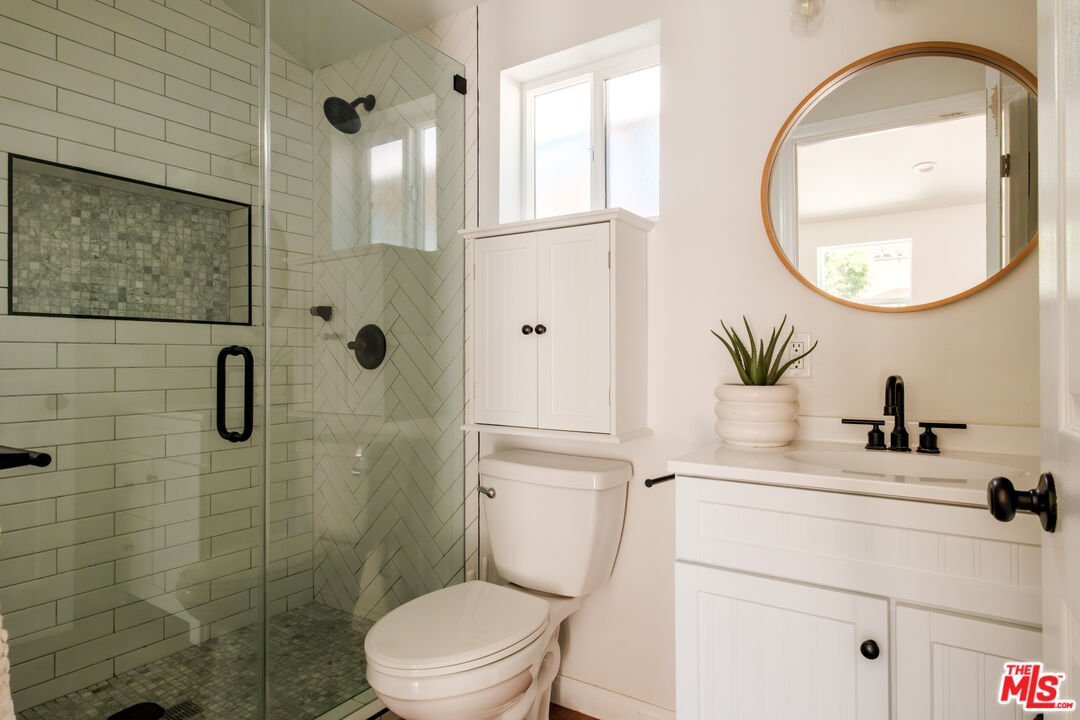 3739 Virginia Road Los Angeles, CA 90016 - Photo 55 of 72