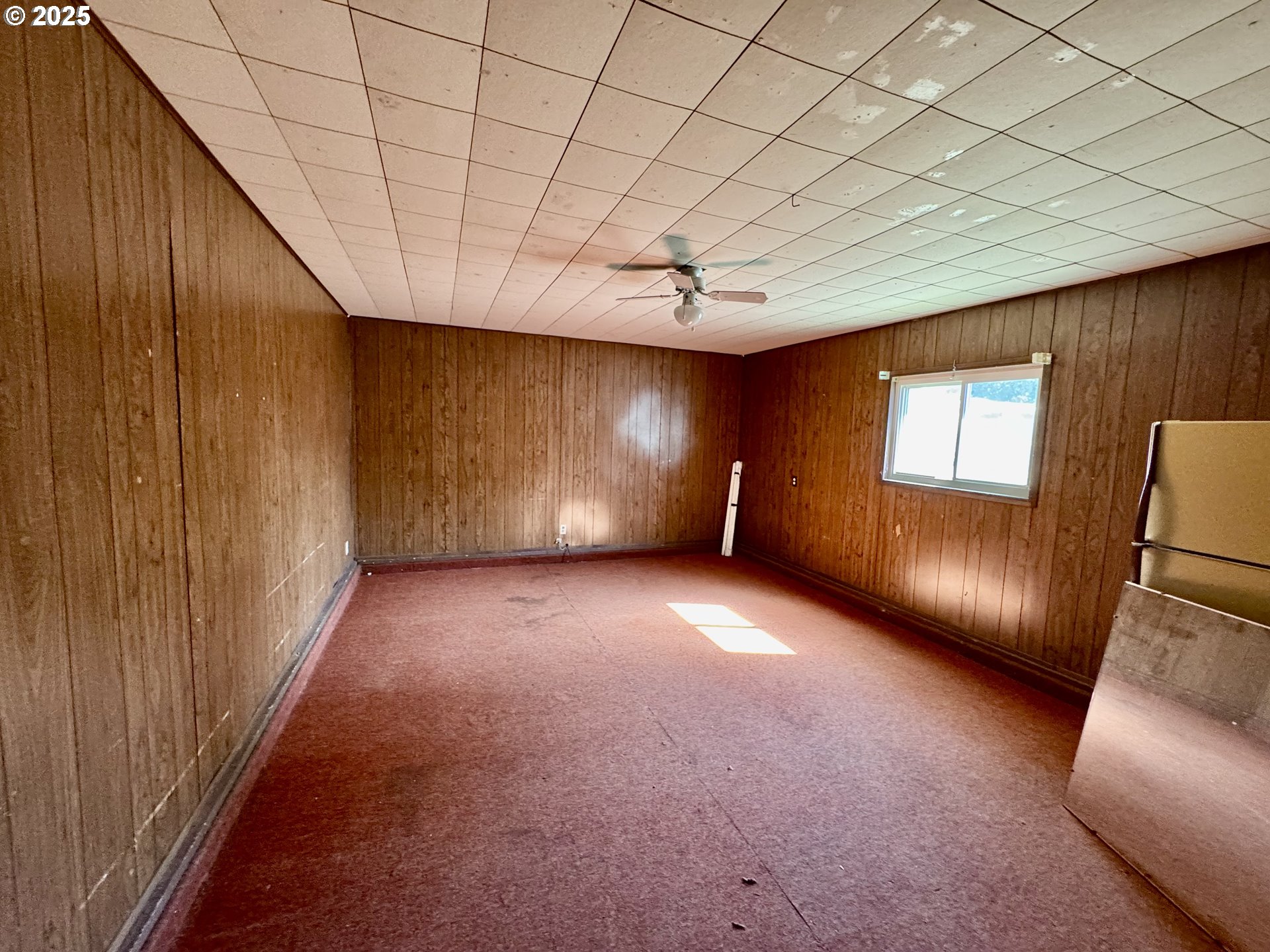 1915 Carter Lane Springfield, OR 97477 - Photo 29 of 30 a view of livingroom with furniture