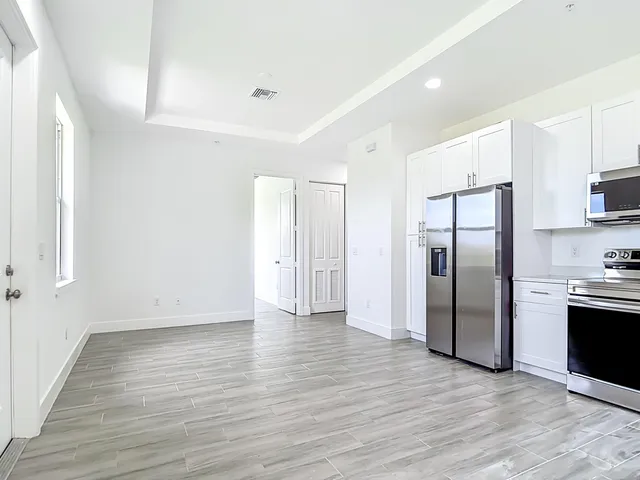 $1,675 | 260 Rotonda Boulevard West, Unit 3, Rotonda West, FL 33947