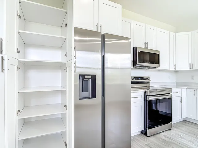 $1,675 | 260 Rotonda Boulevard West, Unit 3, Rotonda West, FL 33947