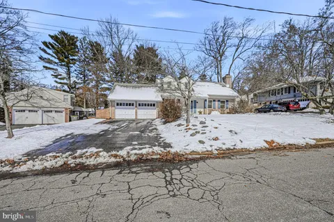 $540,000 | 3 Ridgewood Circle, Wilmington, DE 19809