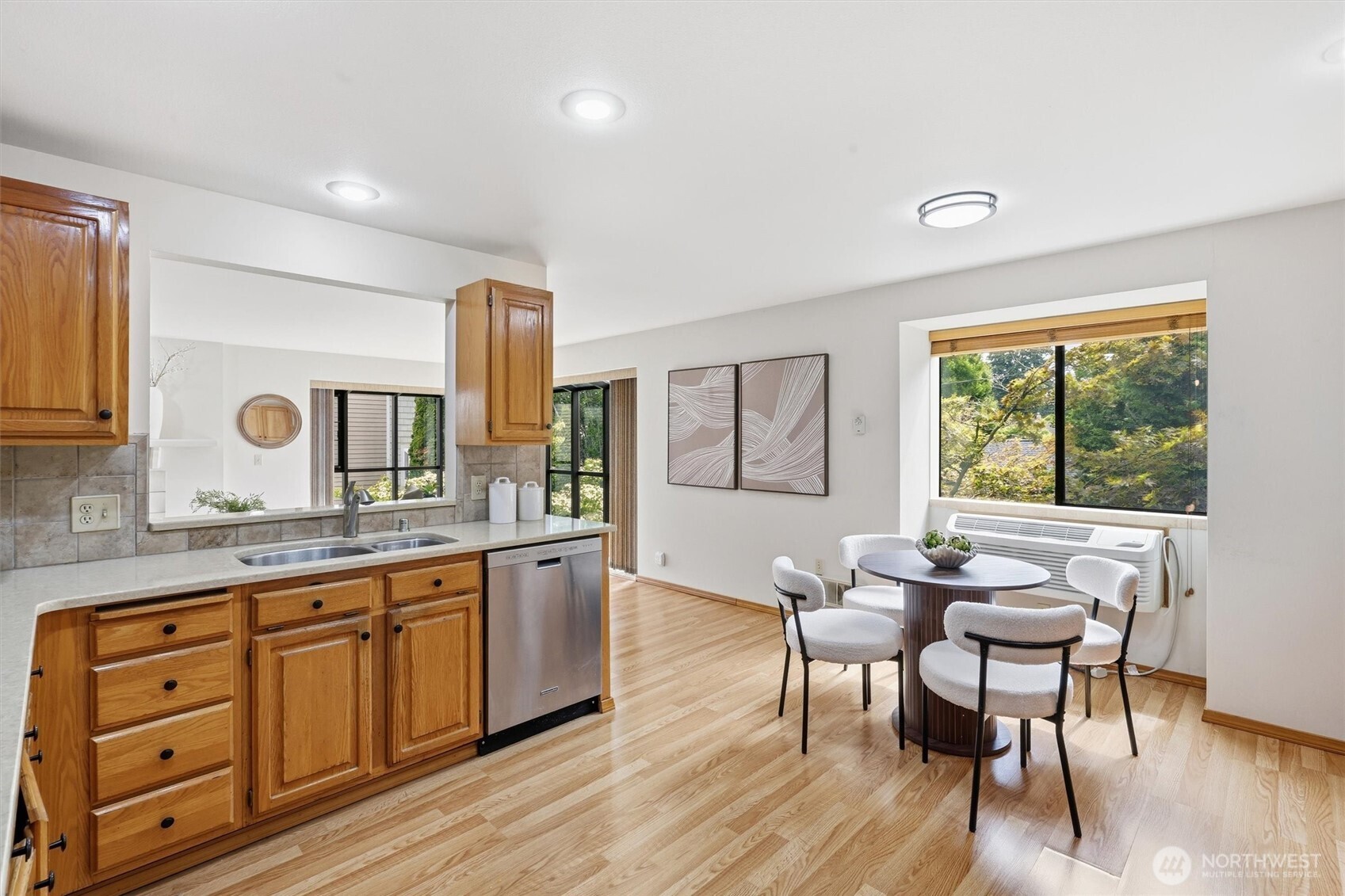 201 3rd Avenue North, Unit 317 Edmonds, WA 98020 - Photo 14 of 39