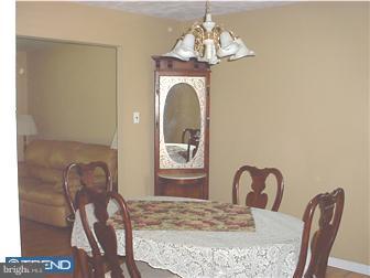 523 Elford Road Fairless Hills, PA 19030 - Photo 4 of 8 Dining Room
