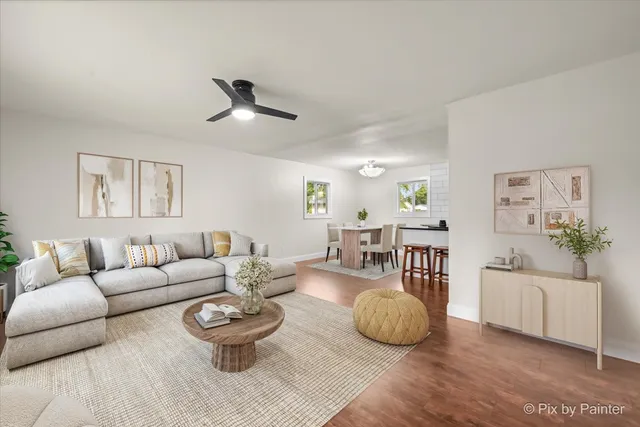 $294,900 | 4 Austin Avenue, Carpentersville, IL 60110