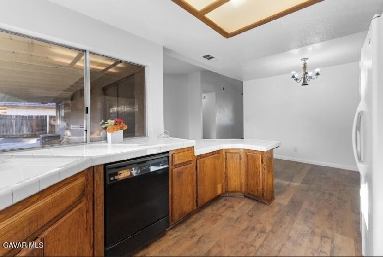 2852 San Ramon Drive Lancaster, CA 93535 - Photo 13 of 32 a kitchen with stainless steel appliances granite countertop a sink and cabinets