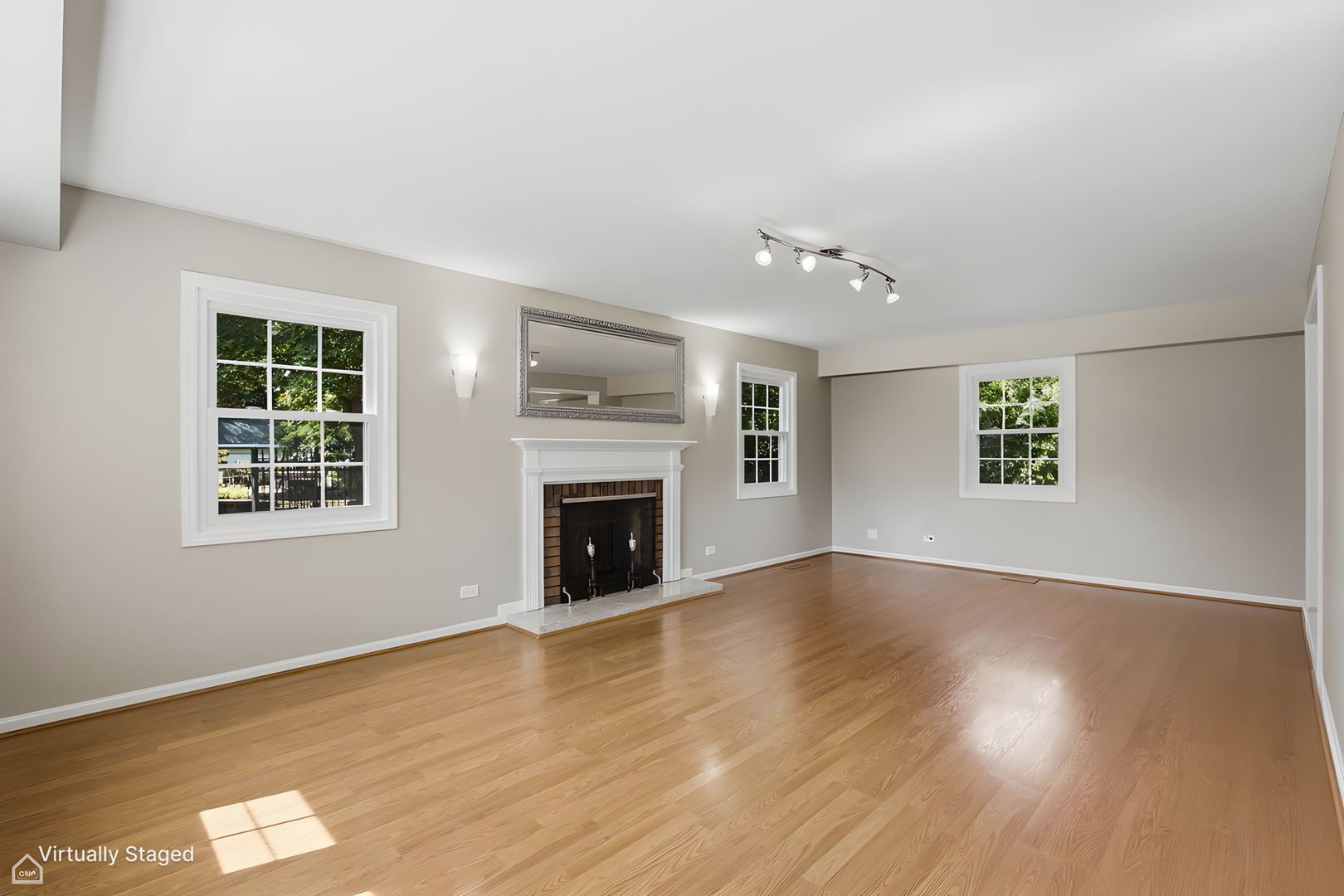 32 Timber Hill Road Buffalo Grove, IL 60089 - Photo 5 of 19