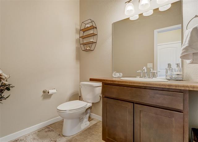 5136 Pring Ranch Road Colorado Springs, CO 80922 - Photo 16 of 39 Downstairs bathroom