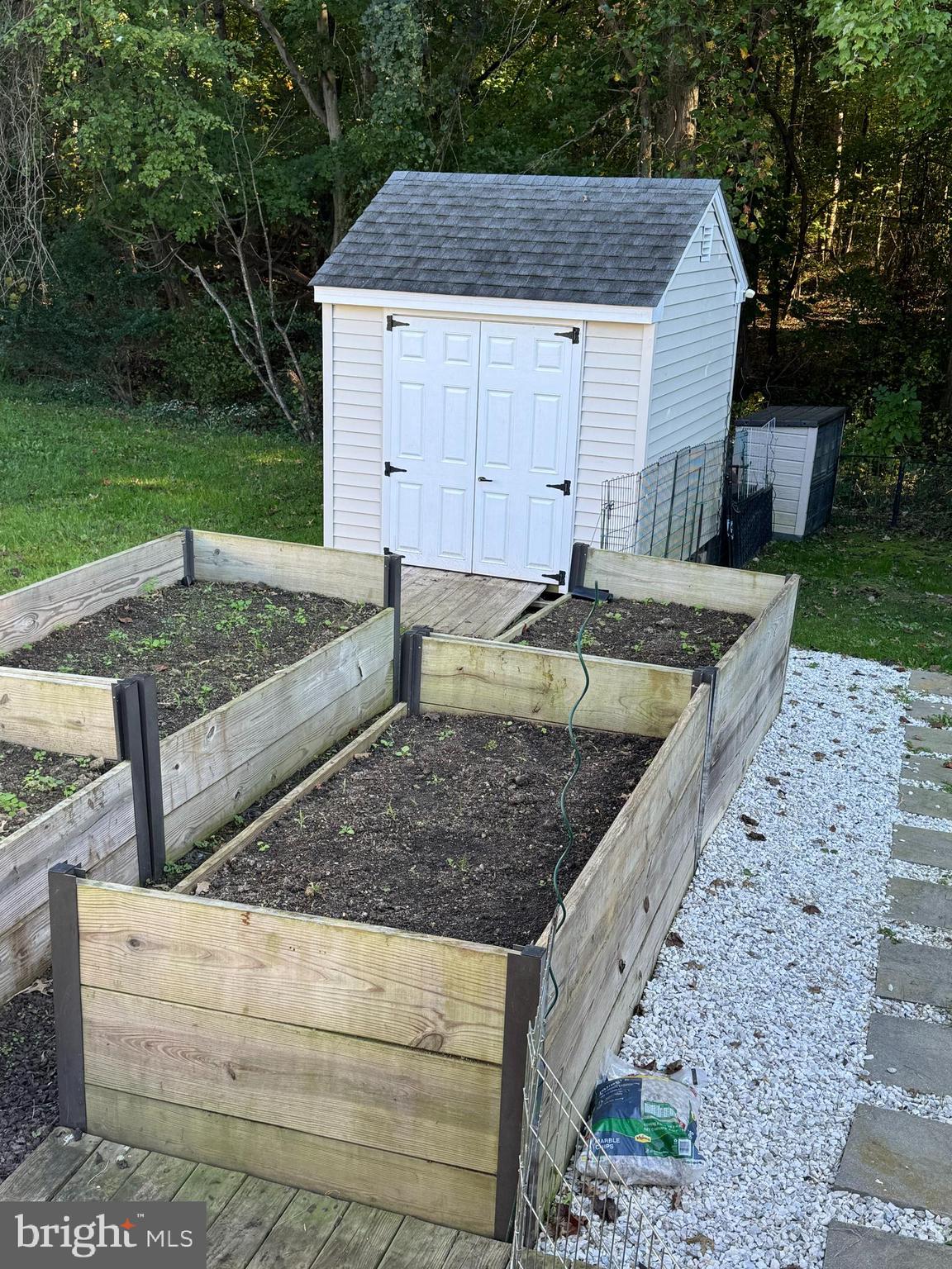 460 Sarah Anne Drive Lothian, MD 20711 - Photo 47 of 62 a view of a house with a tub yard and large tree