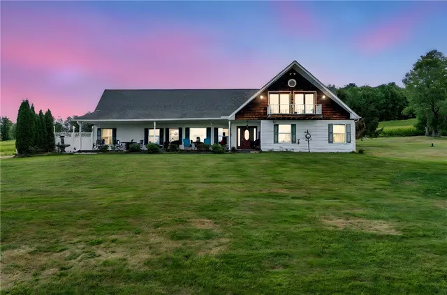 $840,000 | 146 Fred Williams Road, Laurens, NY 13796