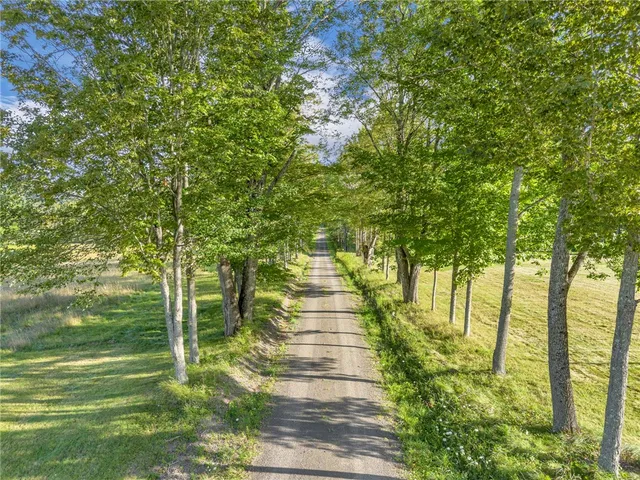 $840,000 | 146 Fred Williams Road, Laurens, NY 13796