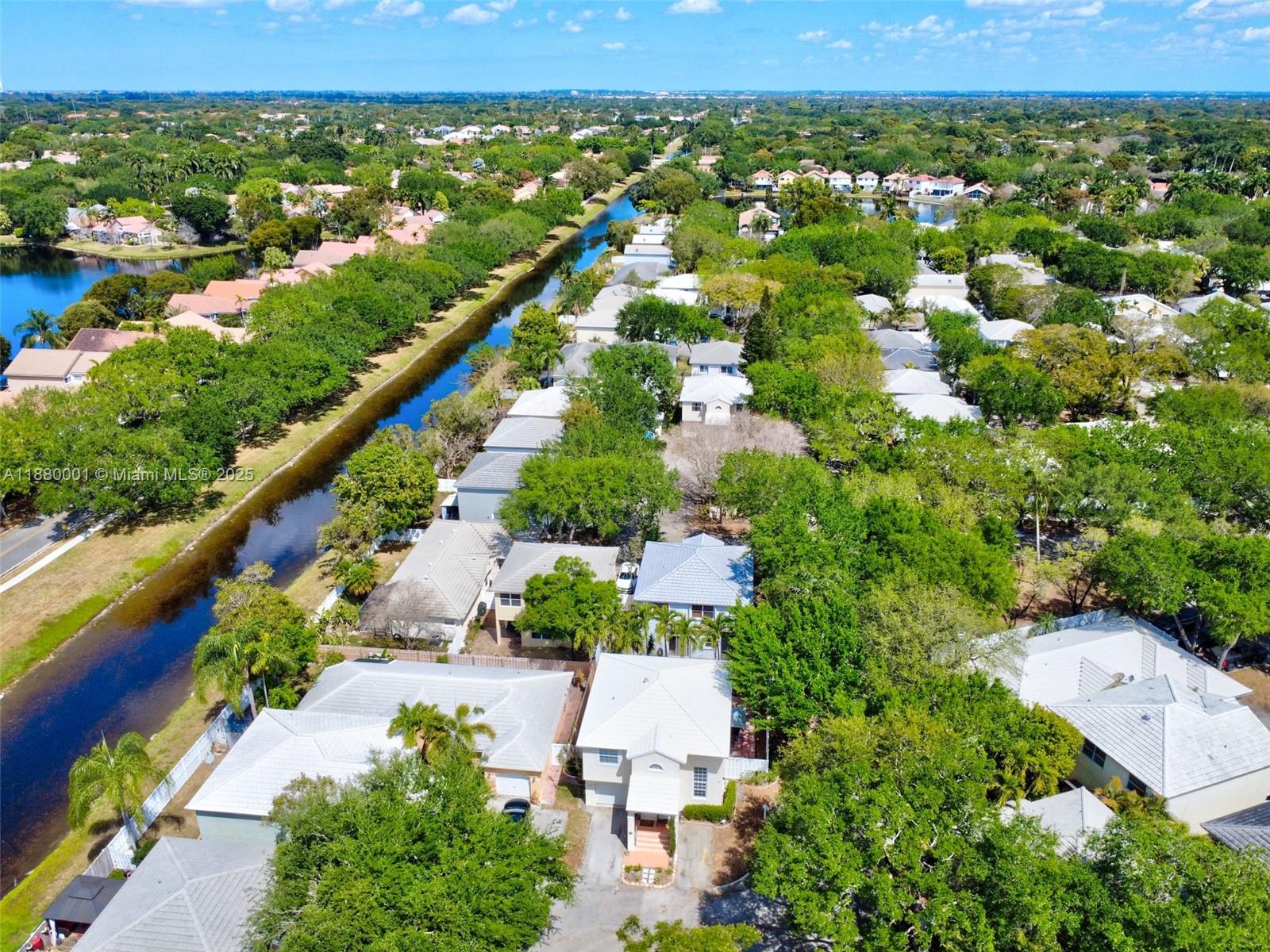 9900 Northwest 2nd Court Plantation, FL 33324 - Photo 44 of 56 an aerial view of multiple house