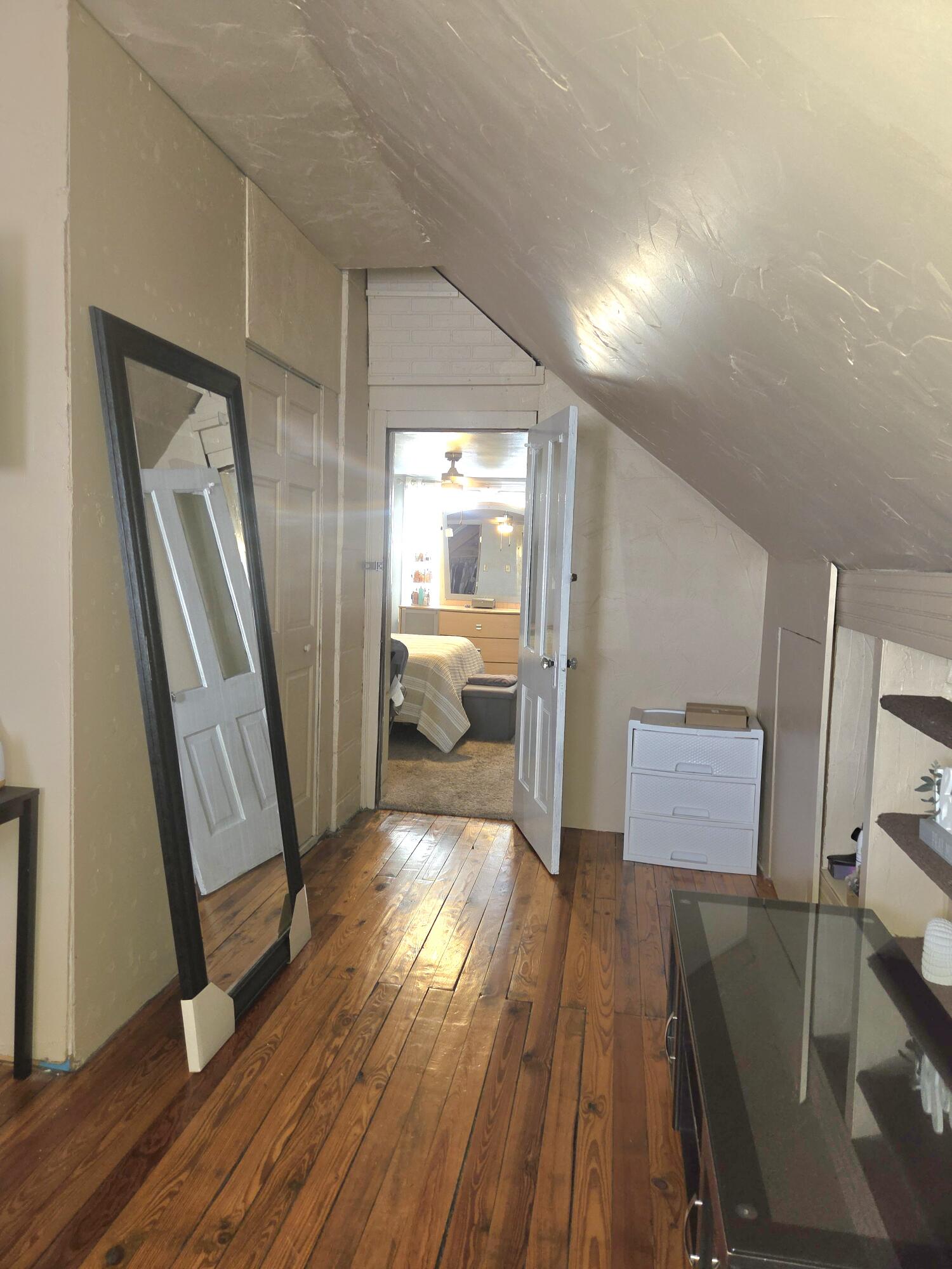 2343 South 34th Street Milwaukee, WI 53215 - Photo 24 of 40 20260505_111127