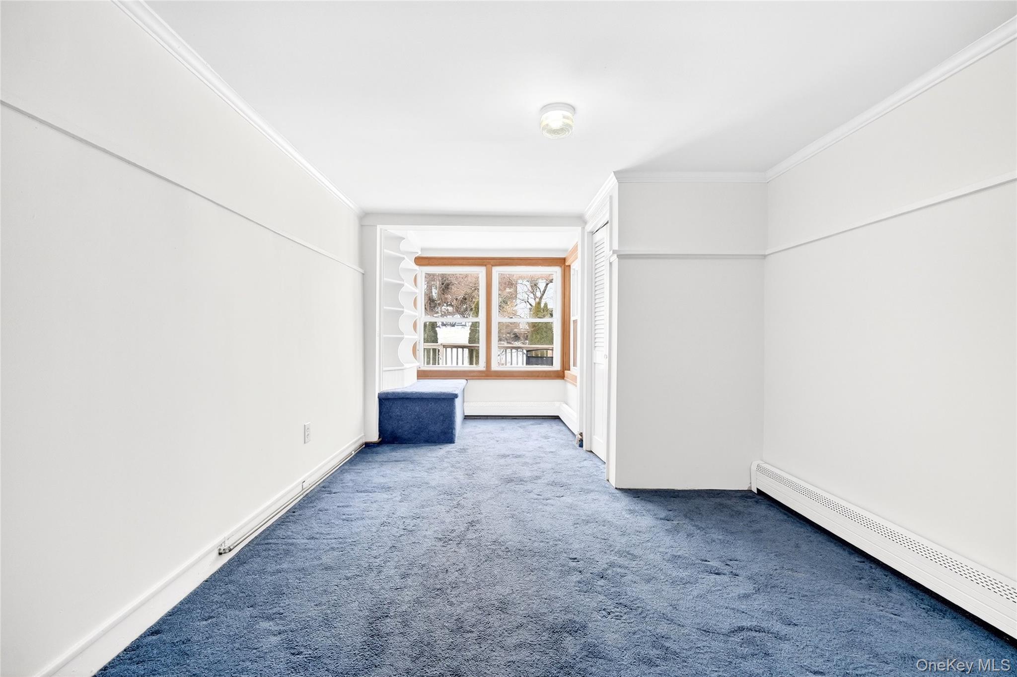 24 Old Knollwood Road White Plains, NY 10607 - Photo 16 of 49 an empty room with windows