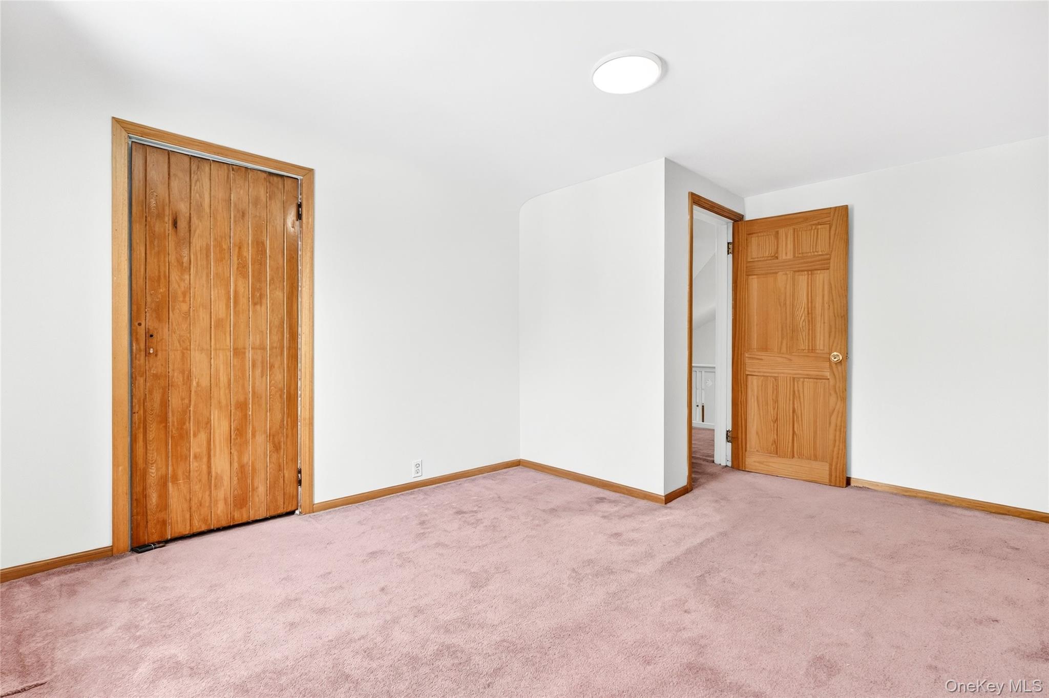 24 Old Knollwood Road White Plains, NY 10607 - Photo 22 of 49 an empty room with closet area