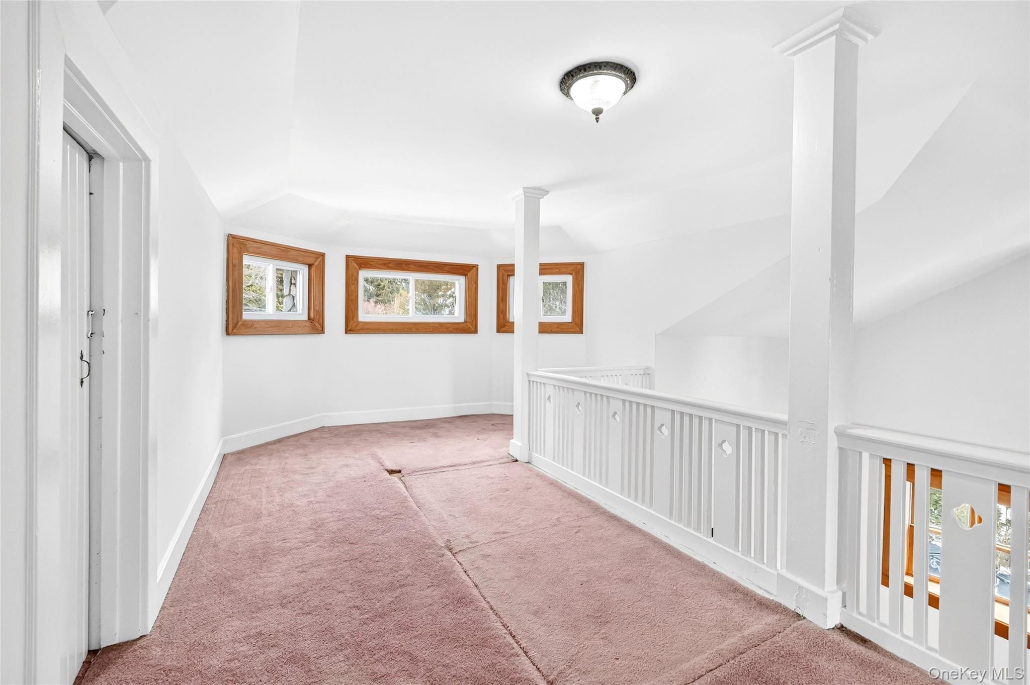 24 Old Knollwood Road White Plains, NY 10607 - Photo 24 of 49 a view of an empty room with a window