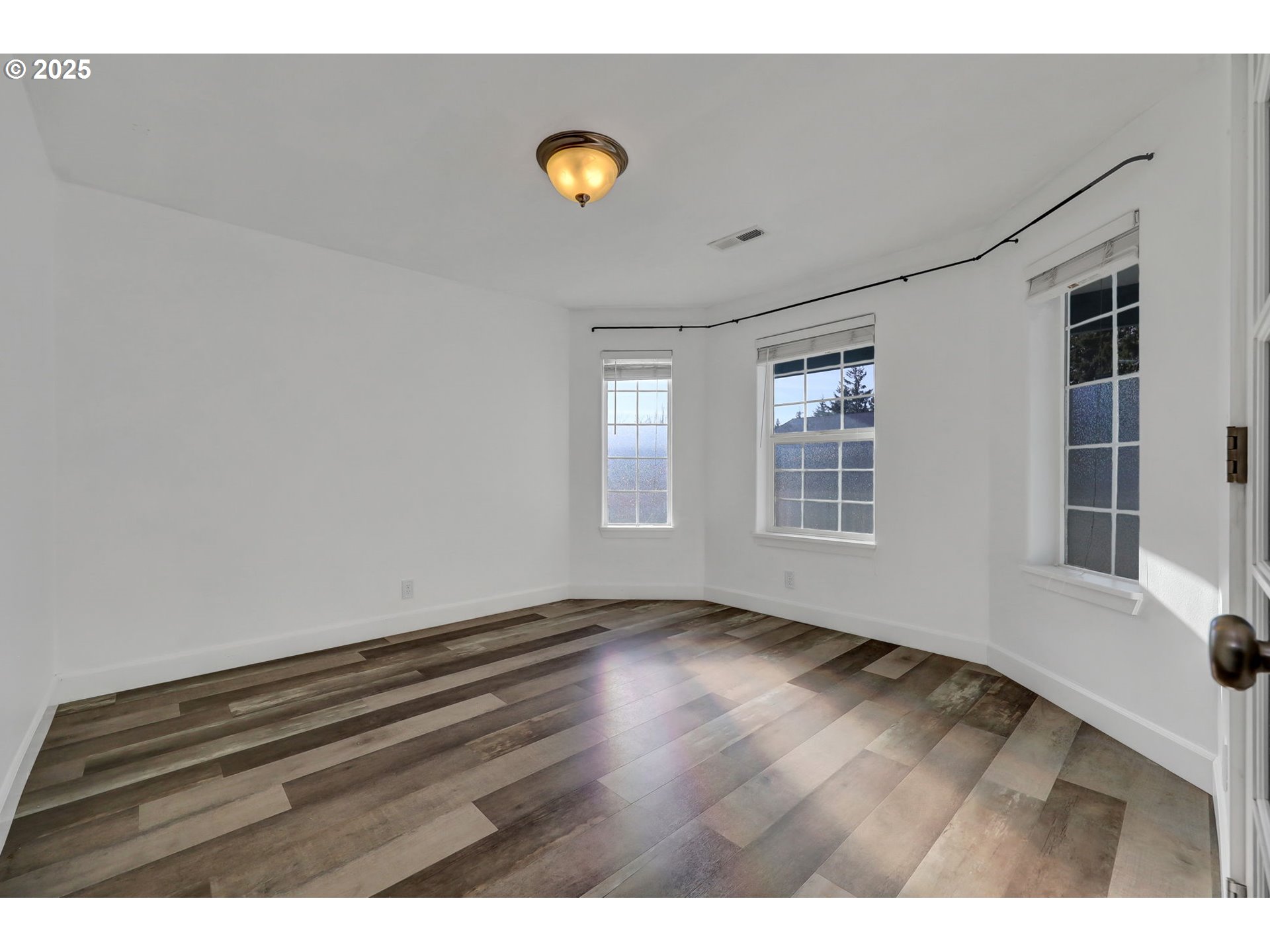 870 Kristen Way Cottage Grove, OR 97424 - Photo 12 of 45