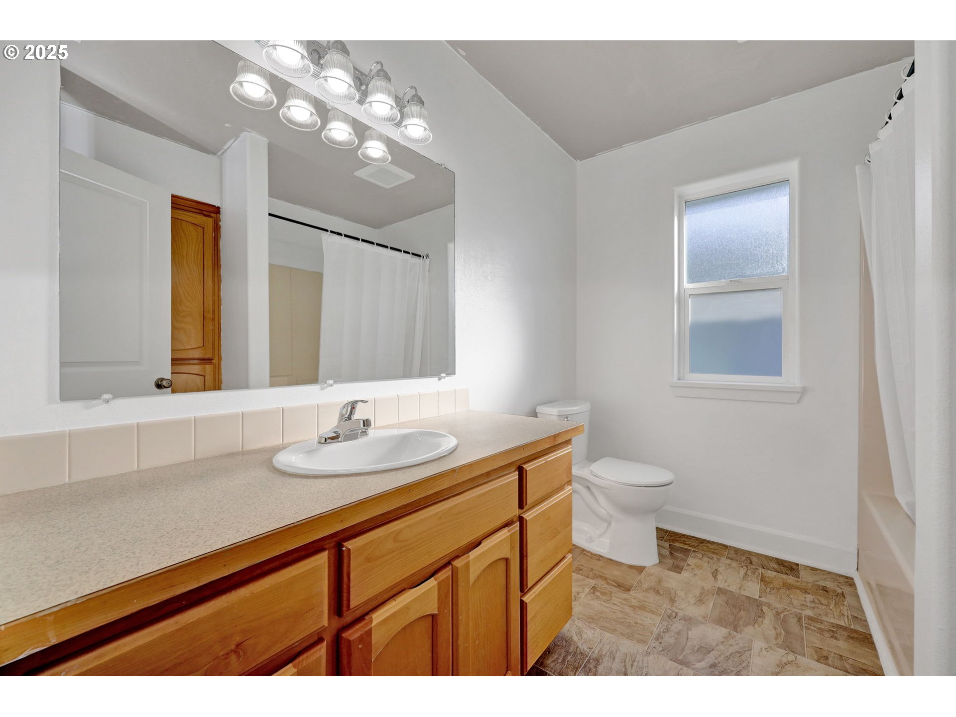 870 Kristen Way Cottage Grove, OR 97424 - Photo 26 of 45