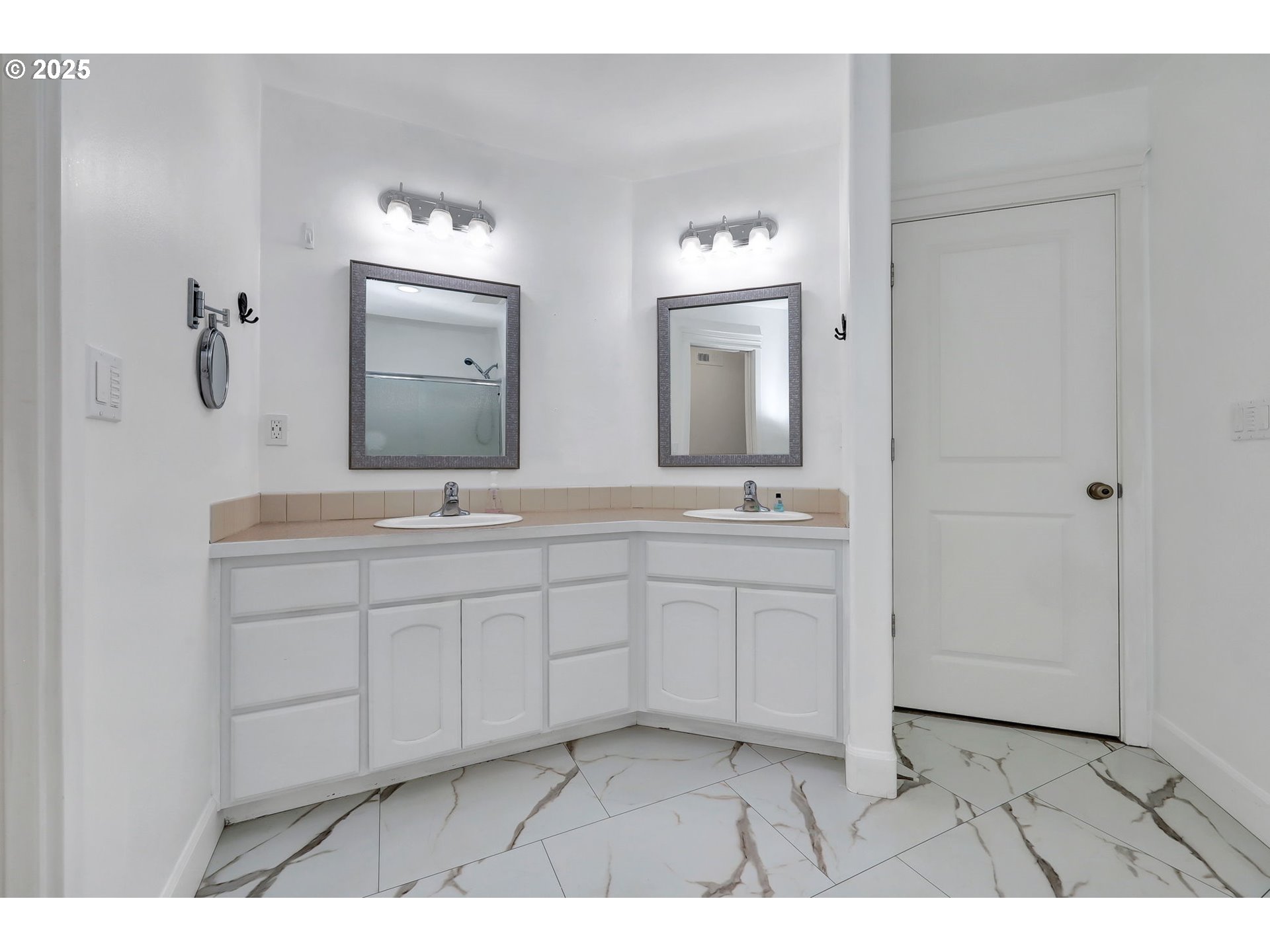 870 Kristen Way Cottage Grove, OR 97424 - Photo 30 of 45