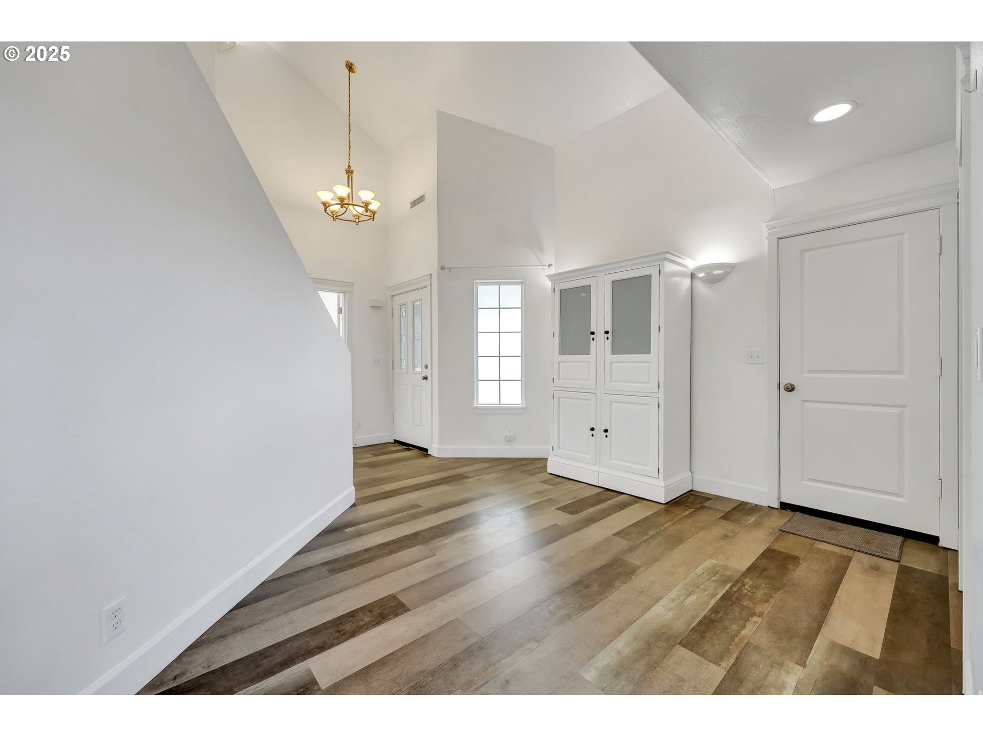 870 Kristen Way Cottage Grove, OR 97424 - Photo 7 of 45