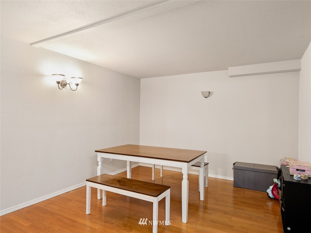 4323 240th Street Southeast Bothell, WA 98021 - Photo 18 of 20