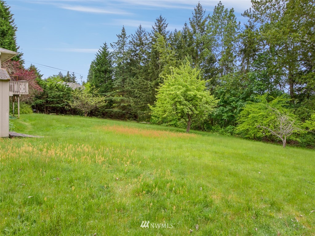 4323 240th Street Southeast Bothell, WA 98021 - Photo 3 of 20