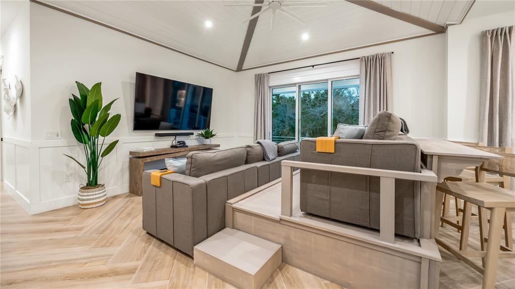 6536 Peacock Road Sarasota, FL 34242 - Photo 26 of 82