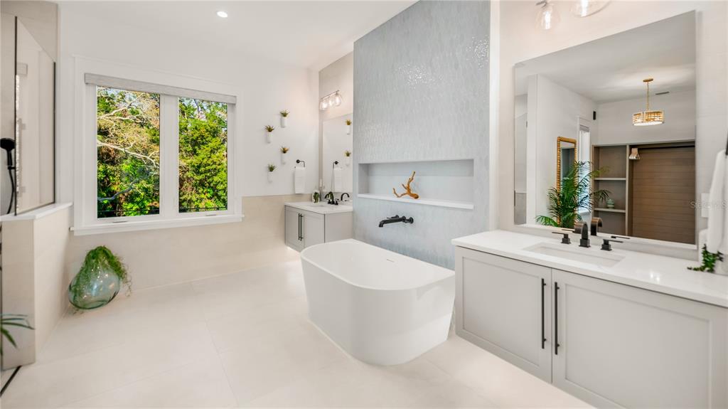 6536 Peacock Road Sarasota, FL 34242 - Photo 59 of 82