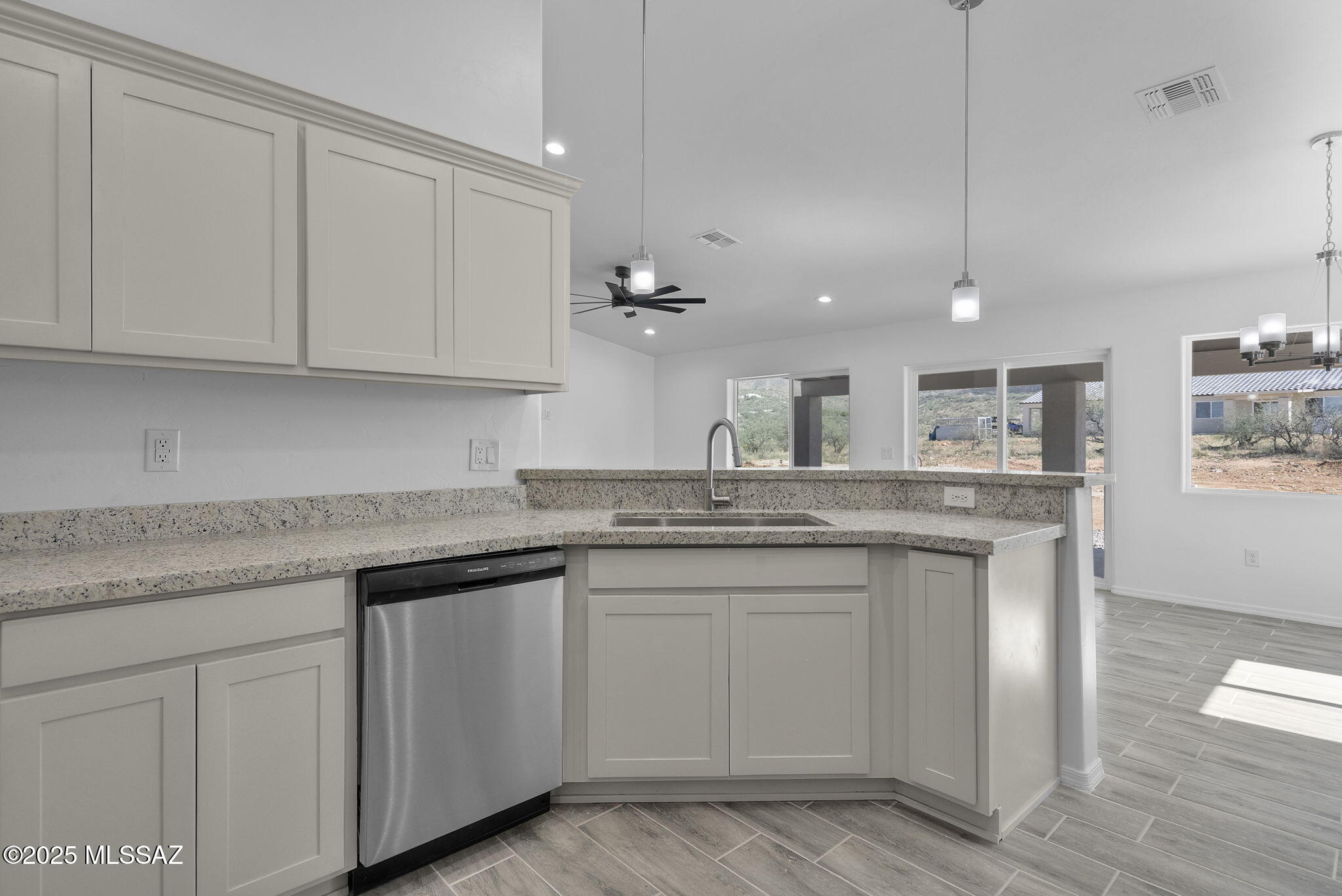 177 Via Agua Sarca Rio Rico, AZ 85648 - Photo 11 of 36 Gallery Image 11