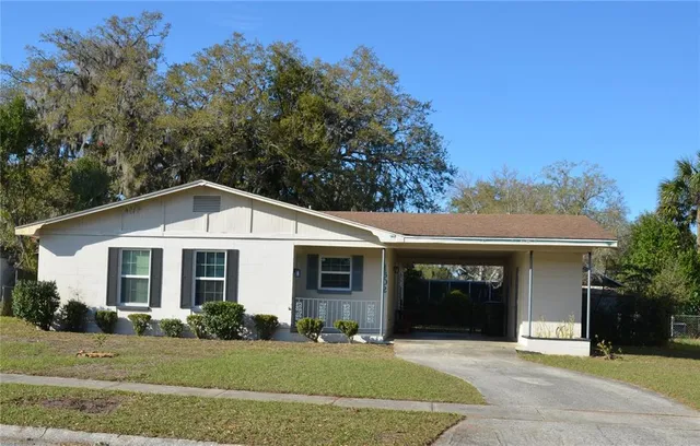 $1,700 | 1602 Lancaster Avenue, Leesburg, FL 34748