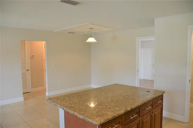 $1,700 | 1602 Lancaster Avenue, Leesburg, FL 34748