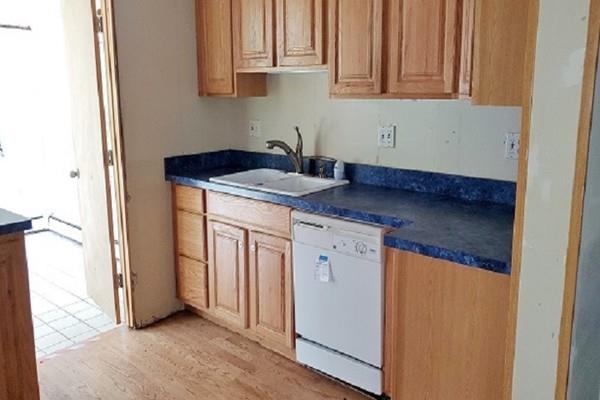 7 Derry Road Methuen, MA 01844 - Photo 8 of 15 Gallery Image 8