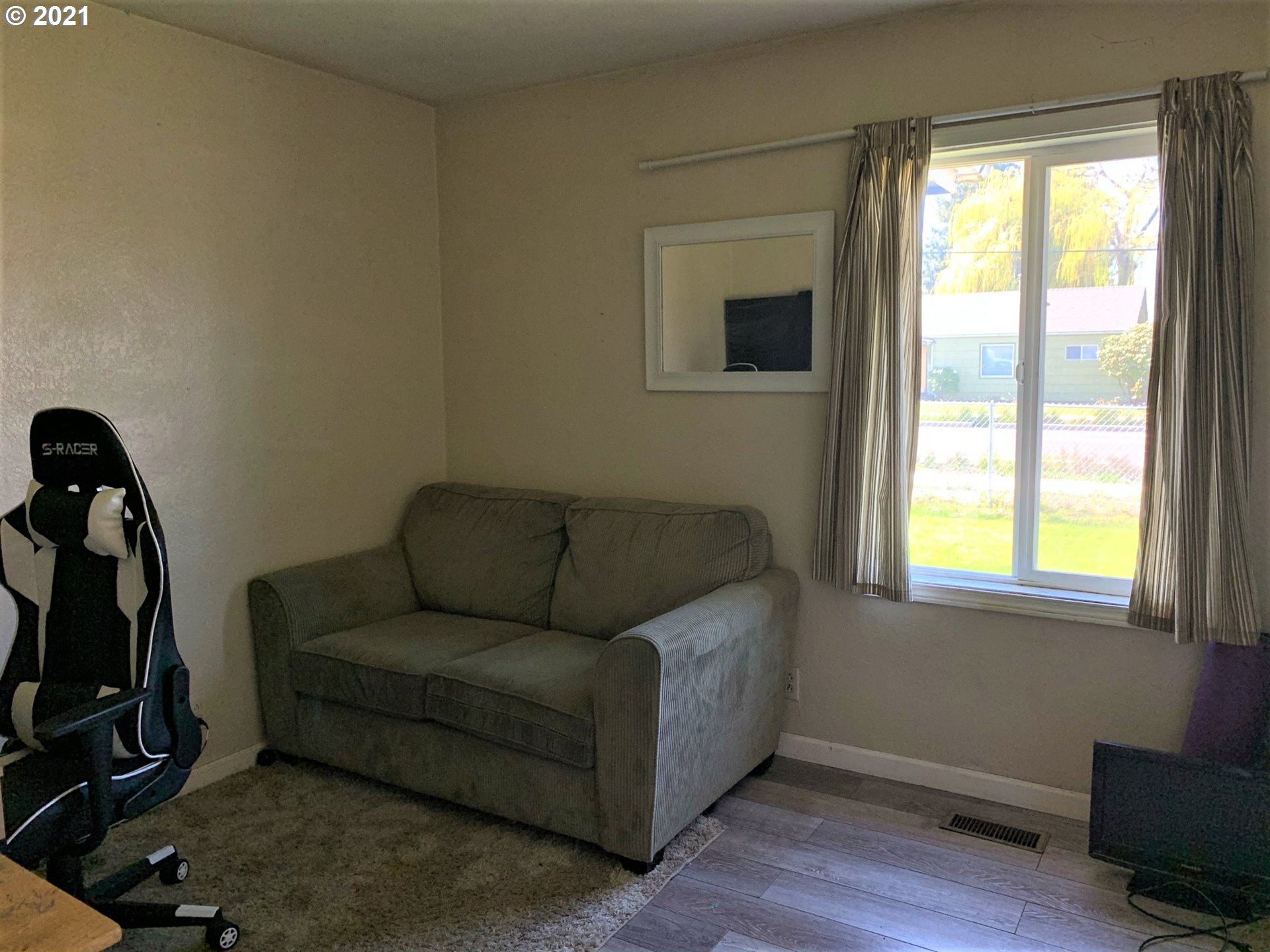 2210 Brown Road Northeast Salem, OR 97305 - Photo 6 of 30 Gallery Image 6