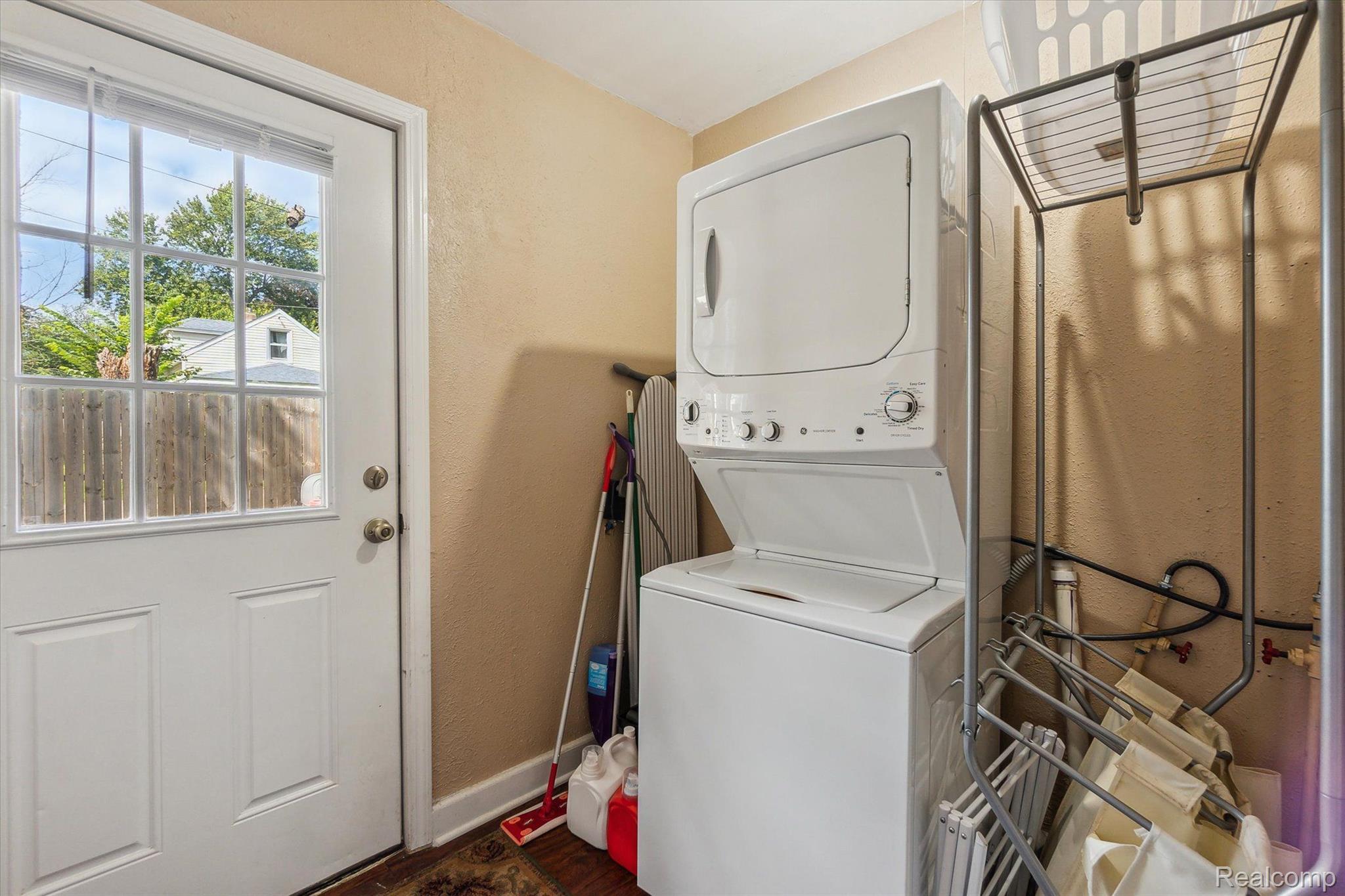 1101 Miller Road Lake Orion, MI 48362 - Photo 17 of 50 Gallery Image 17