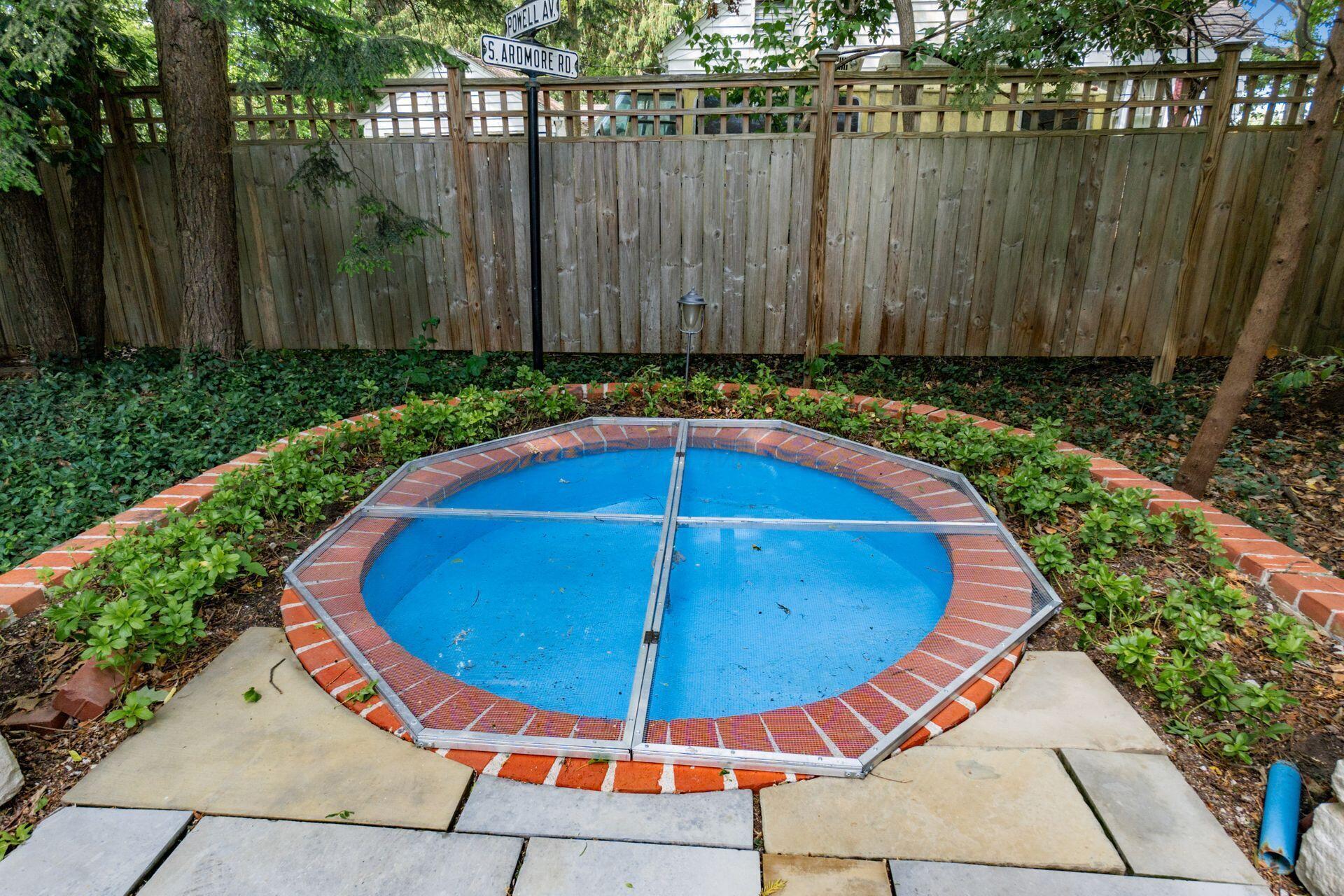 1085 Shady Lane Road Columbus, OH 43227 - Photo 93 of 121 Fountain