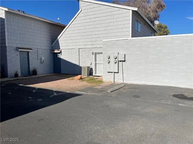 $1,100 | 5187 Greene Lane, Unit D, Las Vegas, NV 89119