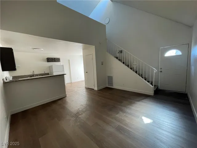 $1,100 | 5187 Greene Lane, Unit D, Las Vegas, NV 89119