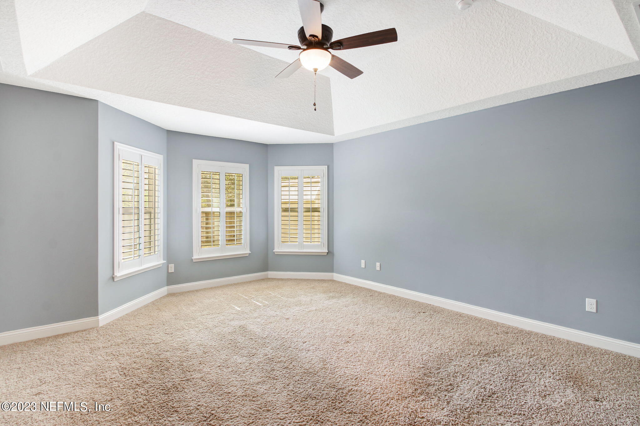 3376 Marbon Road Jacksonville, FL 32223 - Photo 19 of 39 Owners Bedroom