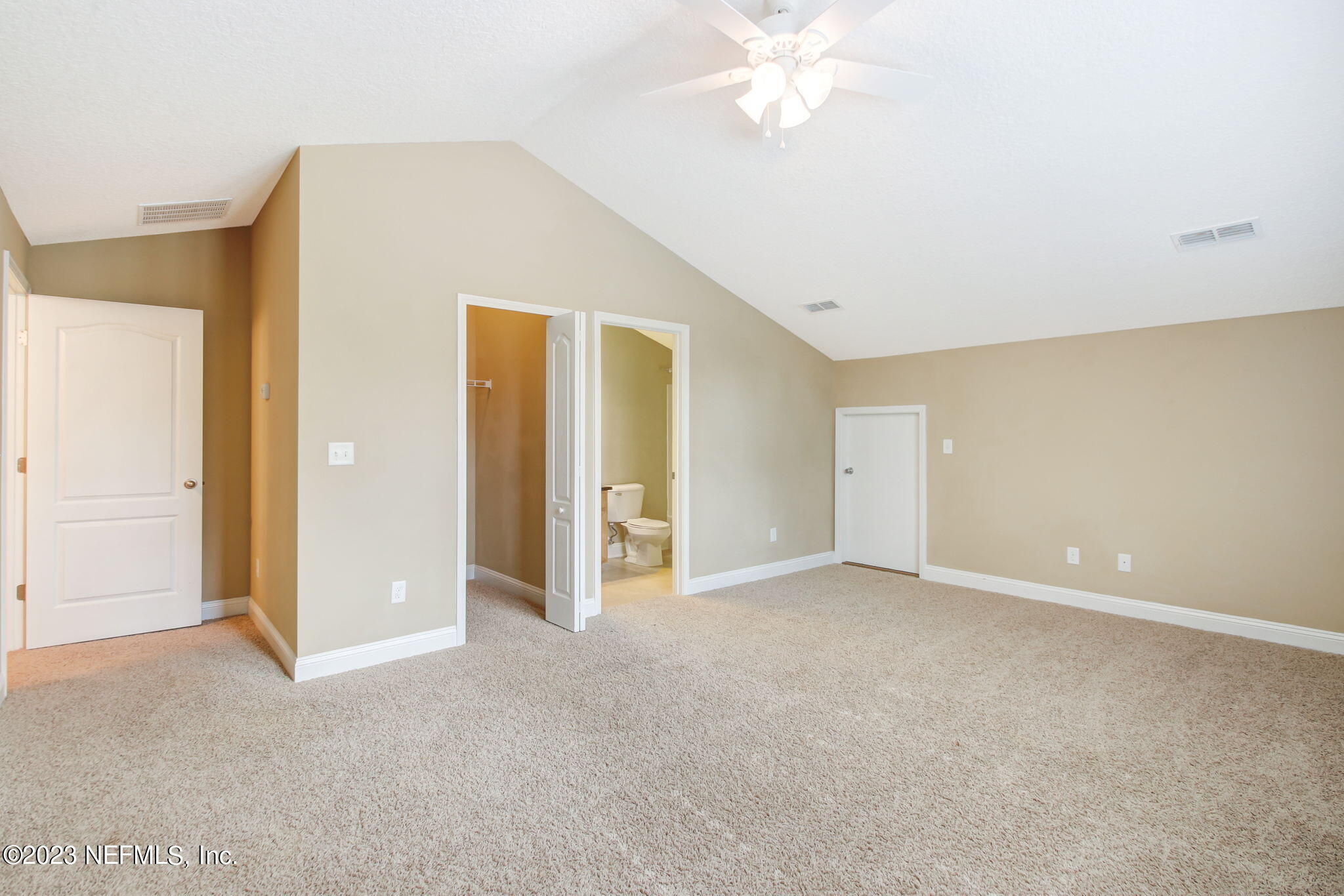 3376 Marbon Road Jacksonville, FL 32223 - Photo 28 of 39 Upstairs Owners bedroom