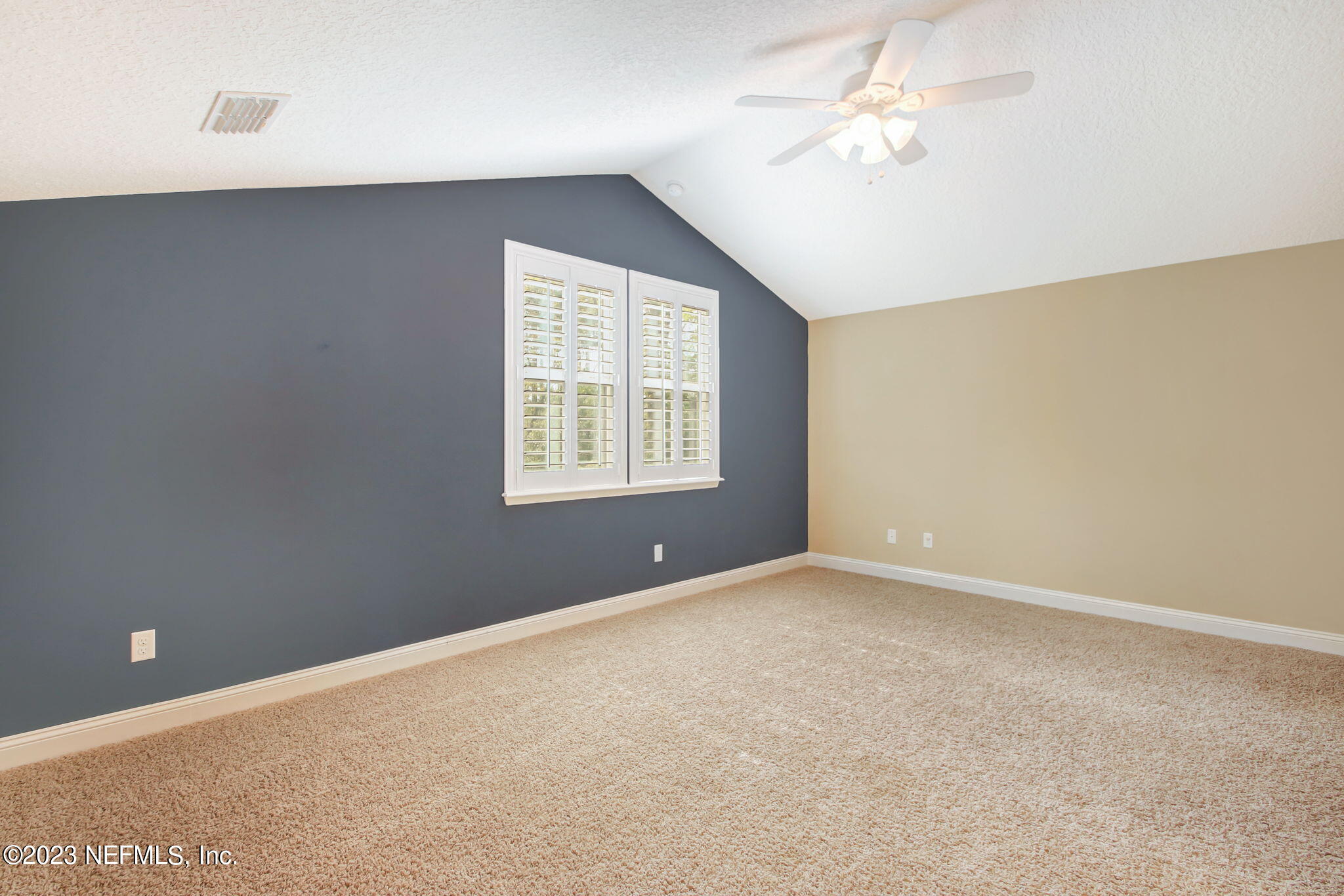 3376 Marbon Road Jacksonville, FL 32223 - Photo 29 of 39 Upstairs Owners bedroom